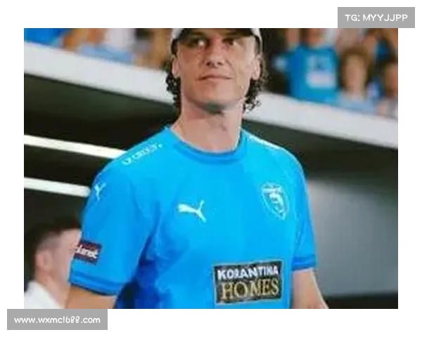 大卫路易斯的场上位置分析与职业生涯转型详解