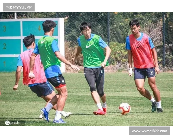 如何在没有热身赛的情况下有效提升球队竞技状态与团队默契