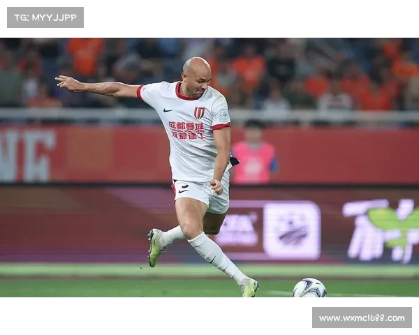 成都蓉城精准转会策略与球员选择背后的深层逻辑解析 成都蓉城精准转会策略与球员选择背后的深层逻辑解析